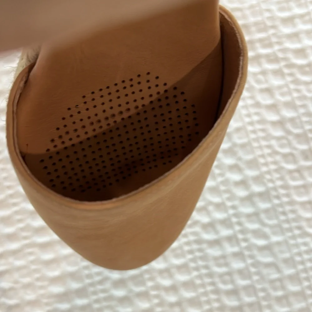 ✌🏼Womens Corso Como Heels!! Size 6! Tan with rope detail!!! Elastic and tie!✌🏼 - Picture 6 of 11